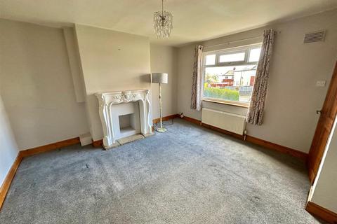 3 bedroom semi-detached house for sale, Firthcliffe Place, Liversedge