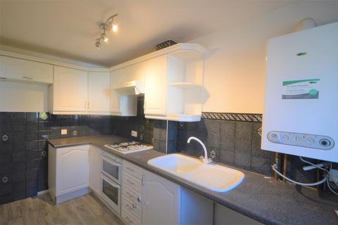 2 bedroom townhouse to rent, Summerhill Drive, Waterhayes