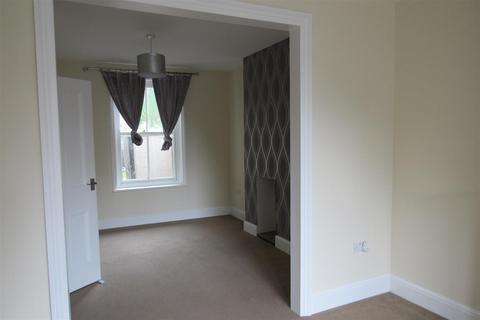4 bedroom house to rent, South Road, Herne Bay