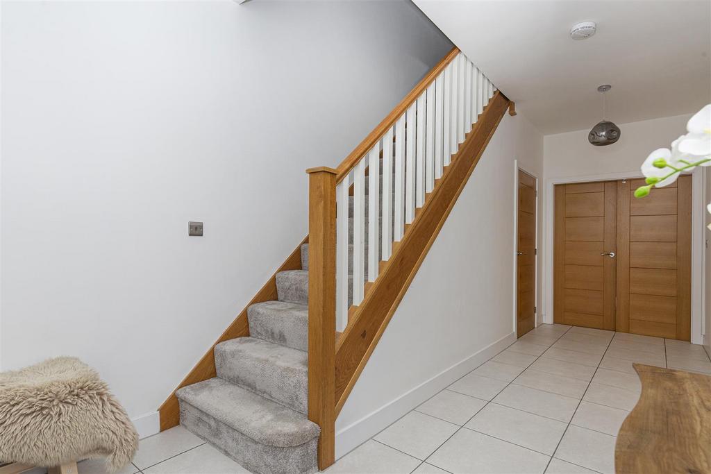 Bramleys Estate Agents - Snelsins Road - Cleckheat