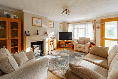 3 Brougham Close, Great Wakering, Southend-on-sea, SS3 0HS