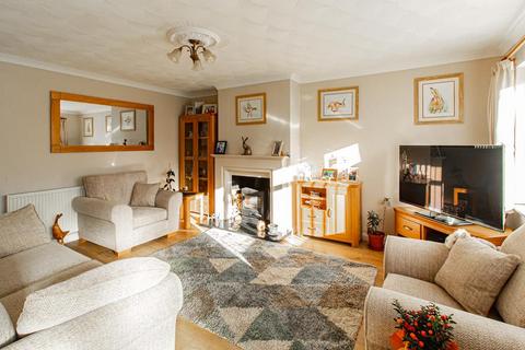 3 Brougham Close, Great Wakering, Southend-on-sea, SS3 0HS