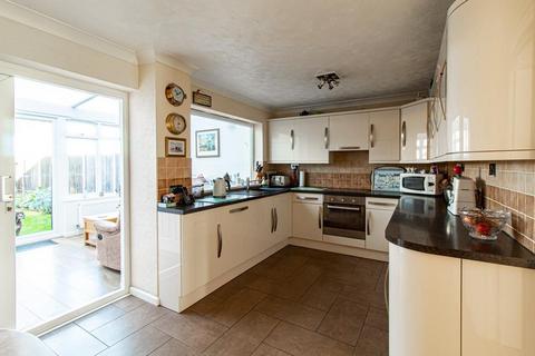 3 Brougham Close, Great Wakering, Southend-on-sea, SS3 0HS
