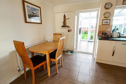 3 Brougham Close, Great Wakering, Southend-on-sea, SS3 0HS