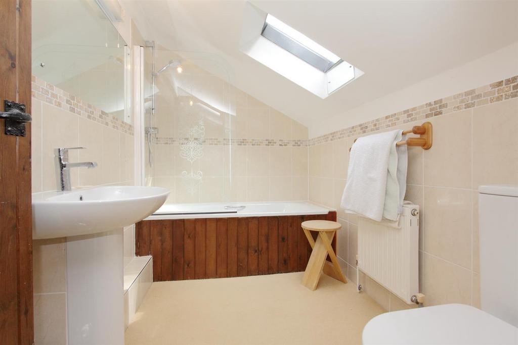 3 Dairy Cottages, Stockbridge - Family Bathroom