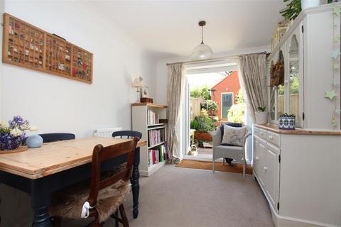 3 bedroom terraced house for sale, Bathern Road, Southam Fields, Exeter