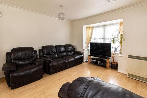 28 Fowler Close, Southend-on-sea, SS1 2RD
