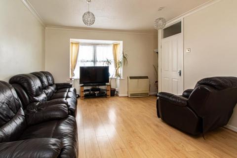28 Fowler Close, Southend-on-sea, SS1 2RD