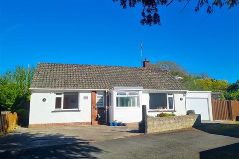 3 Caen Gardens, Braunton, EX33 1AG