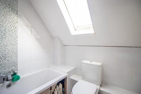 19 Allerton Close, Rochford, SS4 3AR
