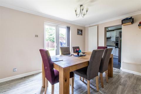 42 Sandpiper Close, Shoeburyness, Southend-on-sea, SS3 9YW
