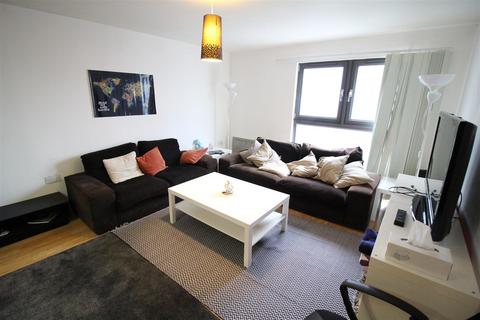 2 bedroom flat to rent, Landmark Place, Churchill Way, Cardiff