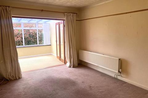 2 bedroom semi-detached bungalow for sale, College Road, Syston, Leicester