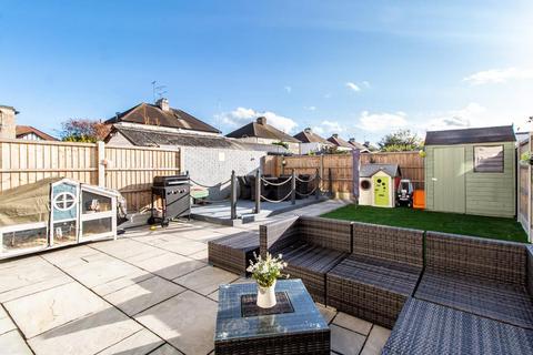 64 Byrne Drive, Southend-on-sea, SS2 6SA