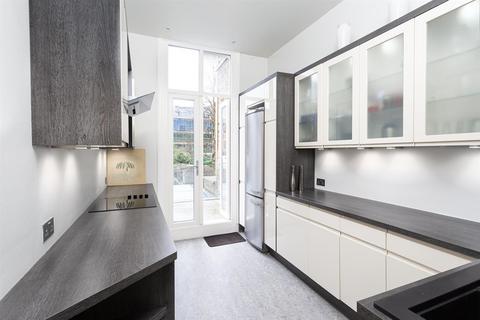 1 bedroom flat for sale, Buckland Crescent, Belsize Park NW3