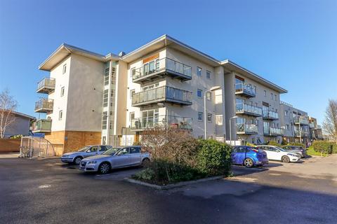2 bedroom flat for sale, Bircham Road, Southend-on-Sea SS2