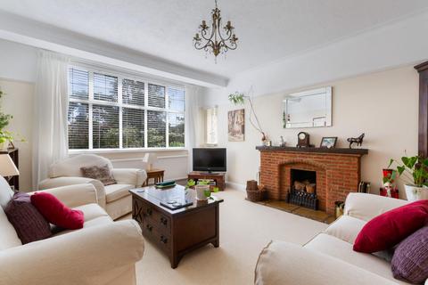 36 Garrard Road, Banstead, SM7 2ER