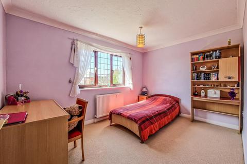 2 Fitzwarren, Shoeburyness, Southend-on-sea, SS3 8BS