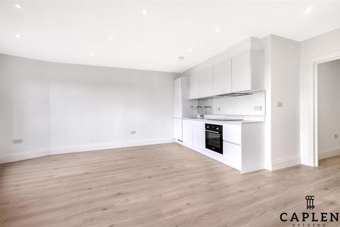 1 bedroom apartment for sale, Imperial House, Queens Road, Buckhurst Hill
