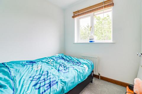 2 Keyes Close, Shoeburyness, Southend-on-sea, SS3 8BX