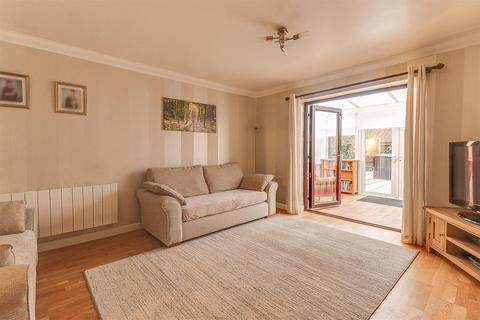 47 Colne Drive, Shoeburyness, Southend-on-sea, SS3 8XP