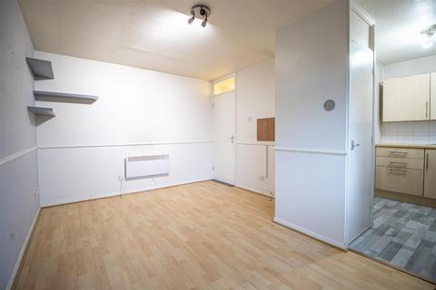 94 Coniston, Southend-on-sea, SS2 6SN