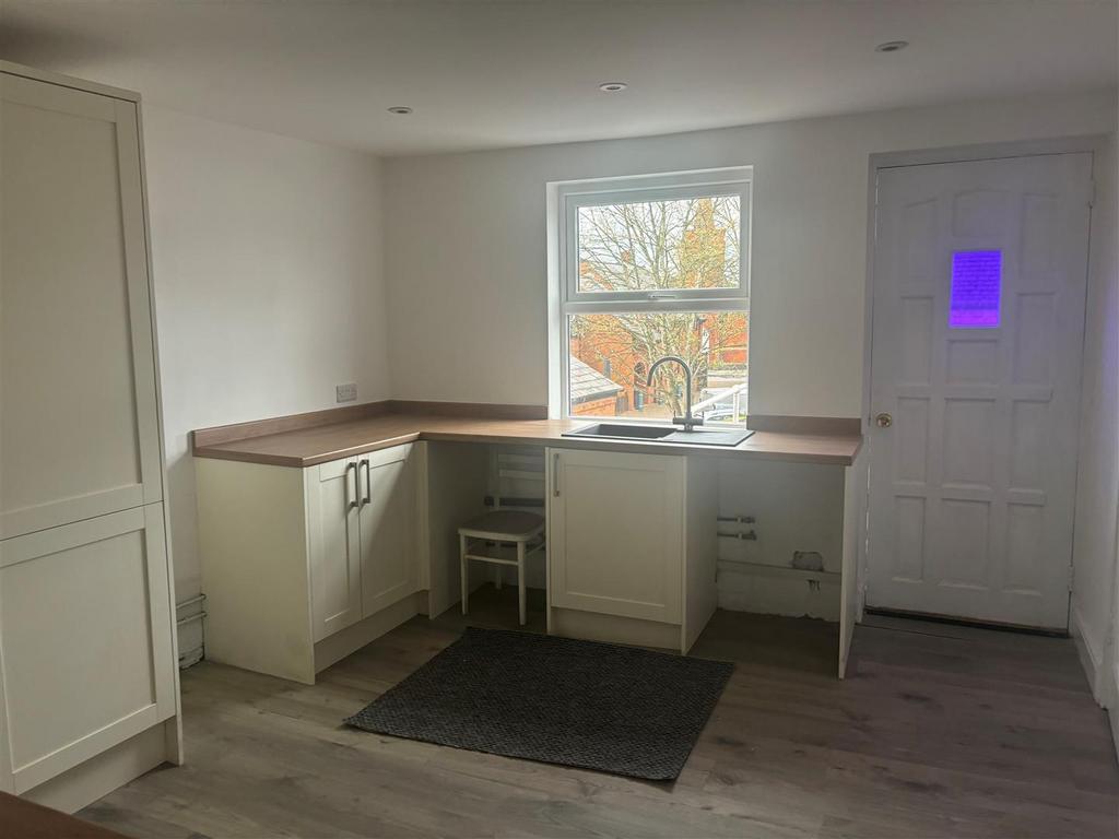 Kitchen Additional Photograph