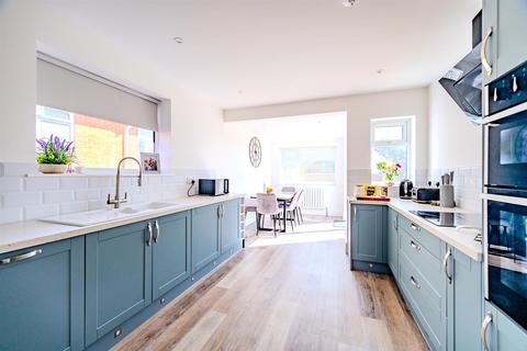 27 Gorham Way, Telscombe Cliffs, Peacehaven, BN10 7BA