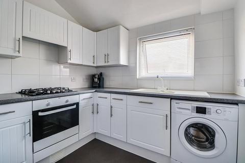 24a Cotswold Road, Westcliff-on-sea, SS0 8AB