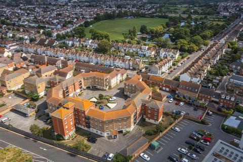77 Retort Close, Southend-on-sea, SS1 2AQ