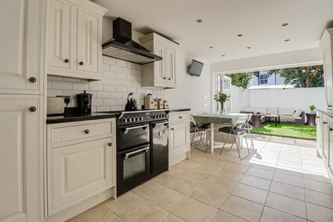 62 Cambridge Road, Southend-on-sea, SS1 1ES