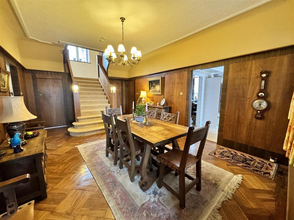 Dining hallway