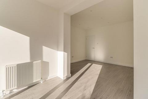 78 Byrne Drive, Southend-on-sea, SS2 6SA