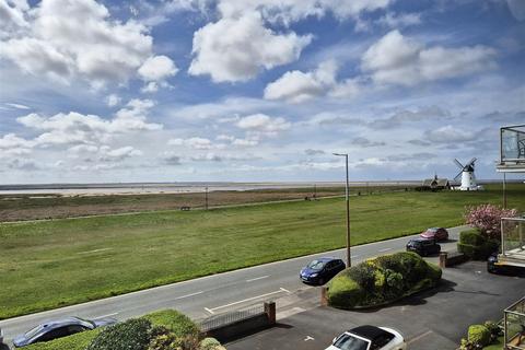 2 bedroom apartment for sale, Glengarry, East Beach, Lytham