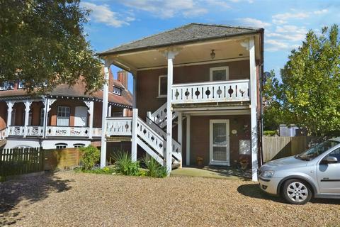 2 bedroom flat for sale, Norwich Road, Cromer