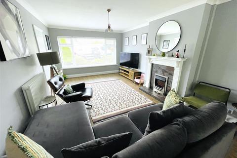 3 bedroom semi-detached bungalow for sale, Cleviston Park, Llangennech, Llanelli