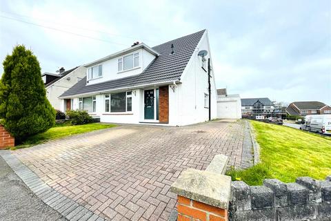 42 Cleviston Park, Llangennech, Llanelli, SA14 9UP