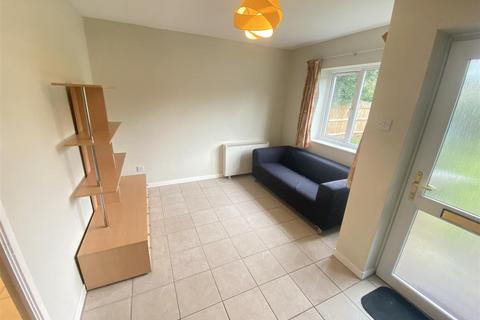 1 bedroom end of terrace house to rent, Scarsdale Close, Cambridge CB4