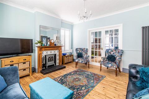 10 Hinguar Street, Shoeburyness, Southend-on-sea, SS3 9AN