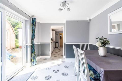 10 Hinguar Street, Shoeburyness, Southend-on-sea, SS3 9AN