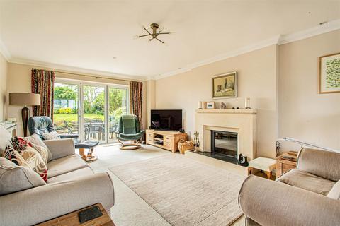 5 bedroom detached house for sale, 2 The Hawthorns, Common Road, Malmesbury