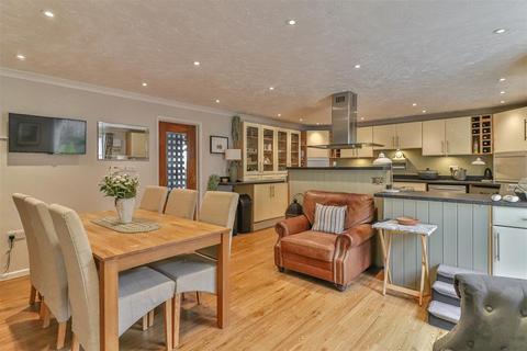 4 bedroom detached house for sale, Castle Road, Hadleigh, Ipswich