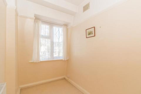 123 Lifstan Way, Southend-on-sea, SS1 2XG