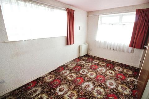 1 bedroom end of terrace house for sale, Pinfold Court, Leeds LS25
