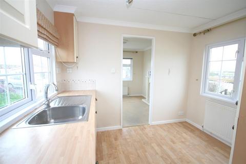 2 bedroom park home for sale, South Coast Road, Peacehaven