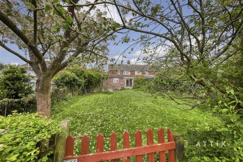 3 bedroom semi-detached house for sale, Kennedy Close, Halesworth