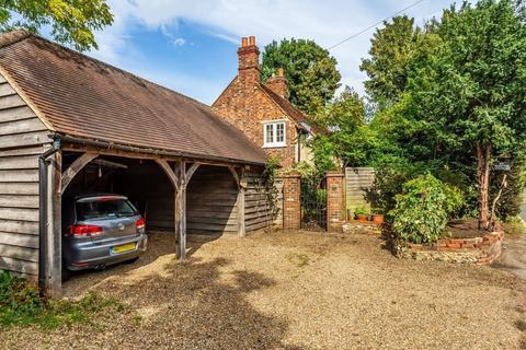 4 bedroom detached house for sale, LOWER ROAD, GREAT BOOKHAM, KT23