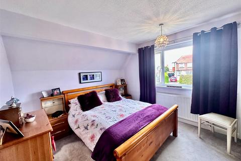 2 bedroom detached house for sale, Osgodby Lane, Scarborough