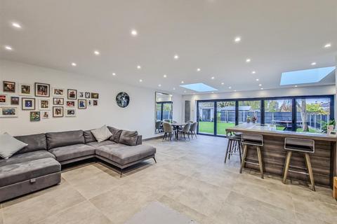 80 Colbert Avenue, Southend-on-sea, SS1 3BP