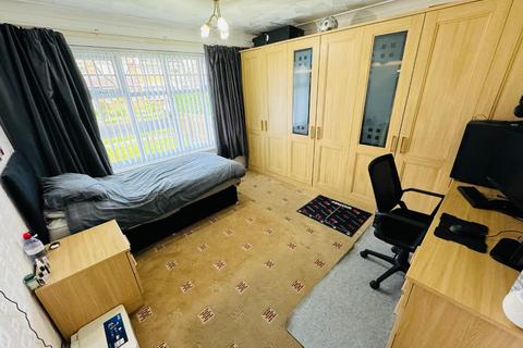 19 Fens Crescent, Hartlepool, TS25 2QL